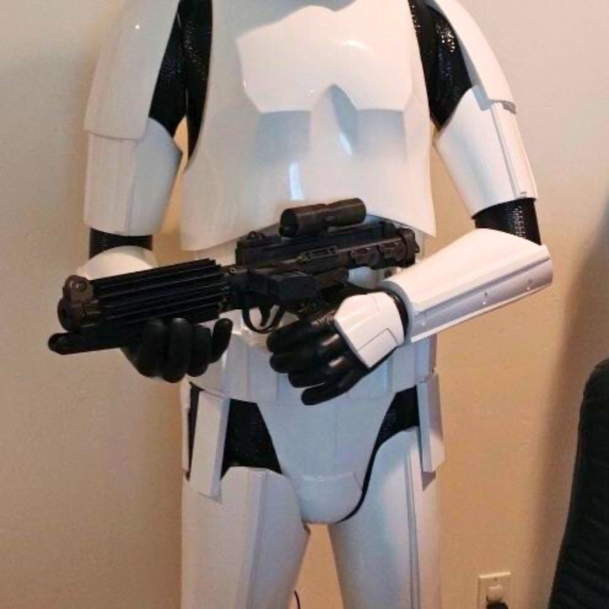 E-11 Stormtrooper Blaster ROTJ-5