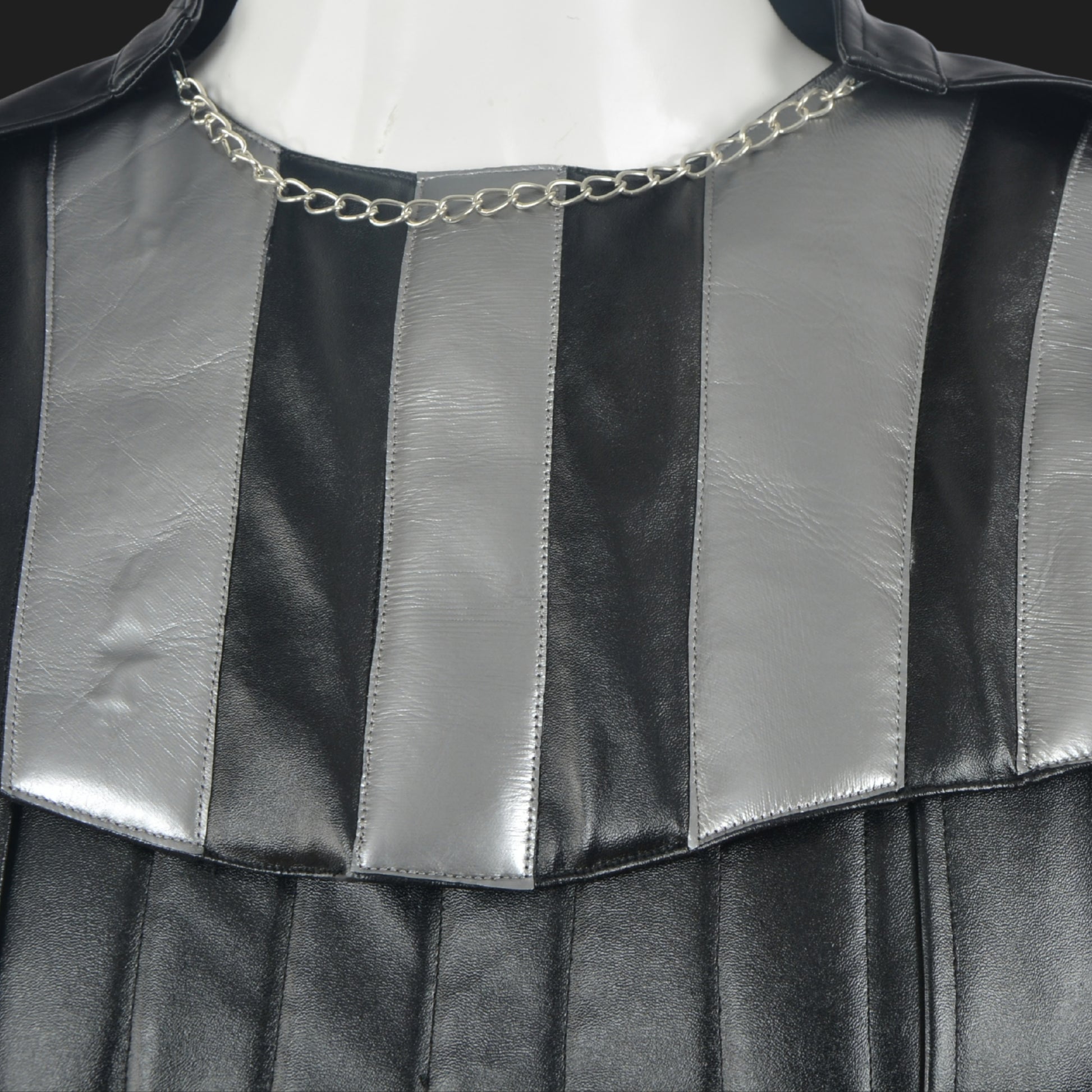 Deluxe Darth Vader Costume-4