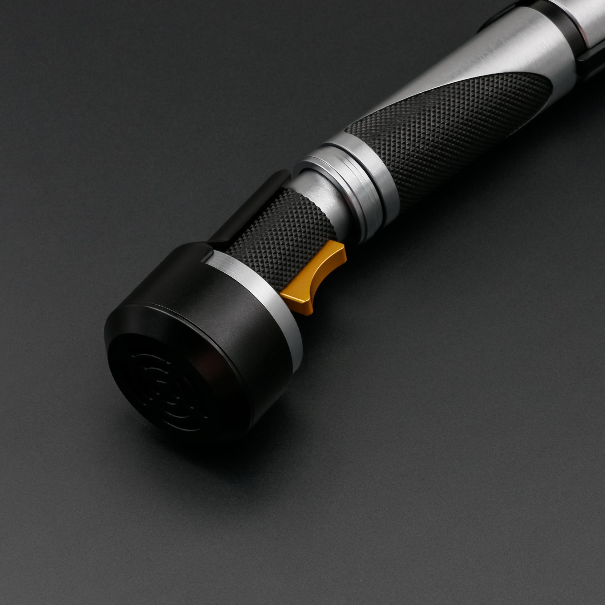 Count Dooku Jedi Duelling Lightsaber-8