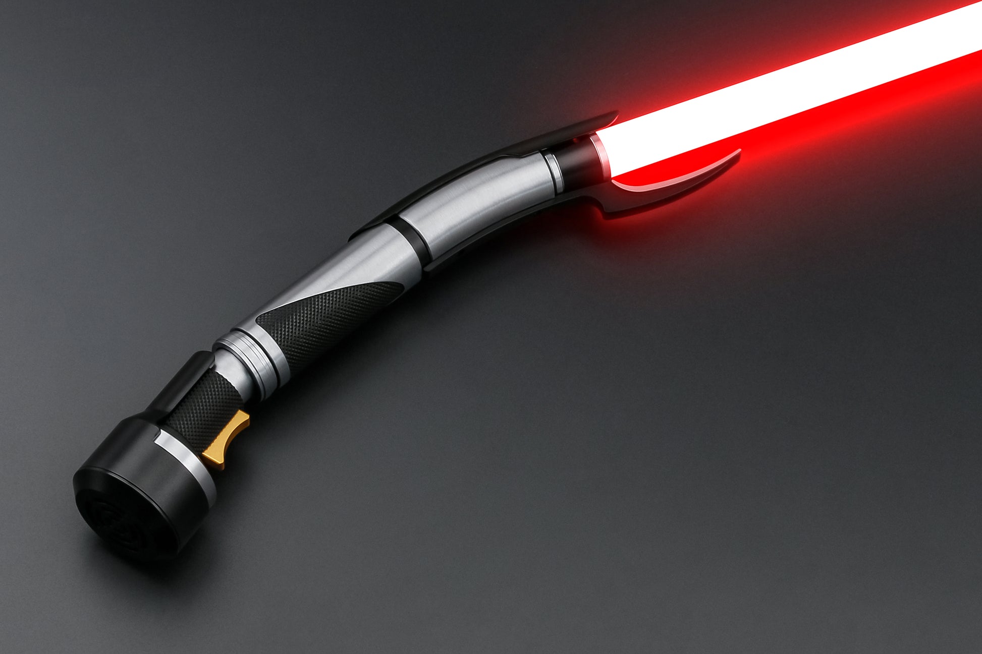 Count Dooku Jedi Duelling Lightsaber-12