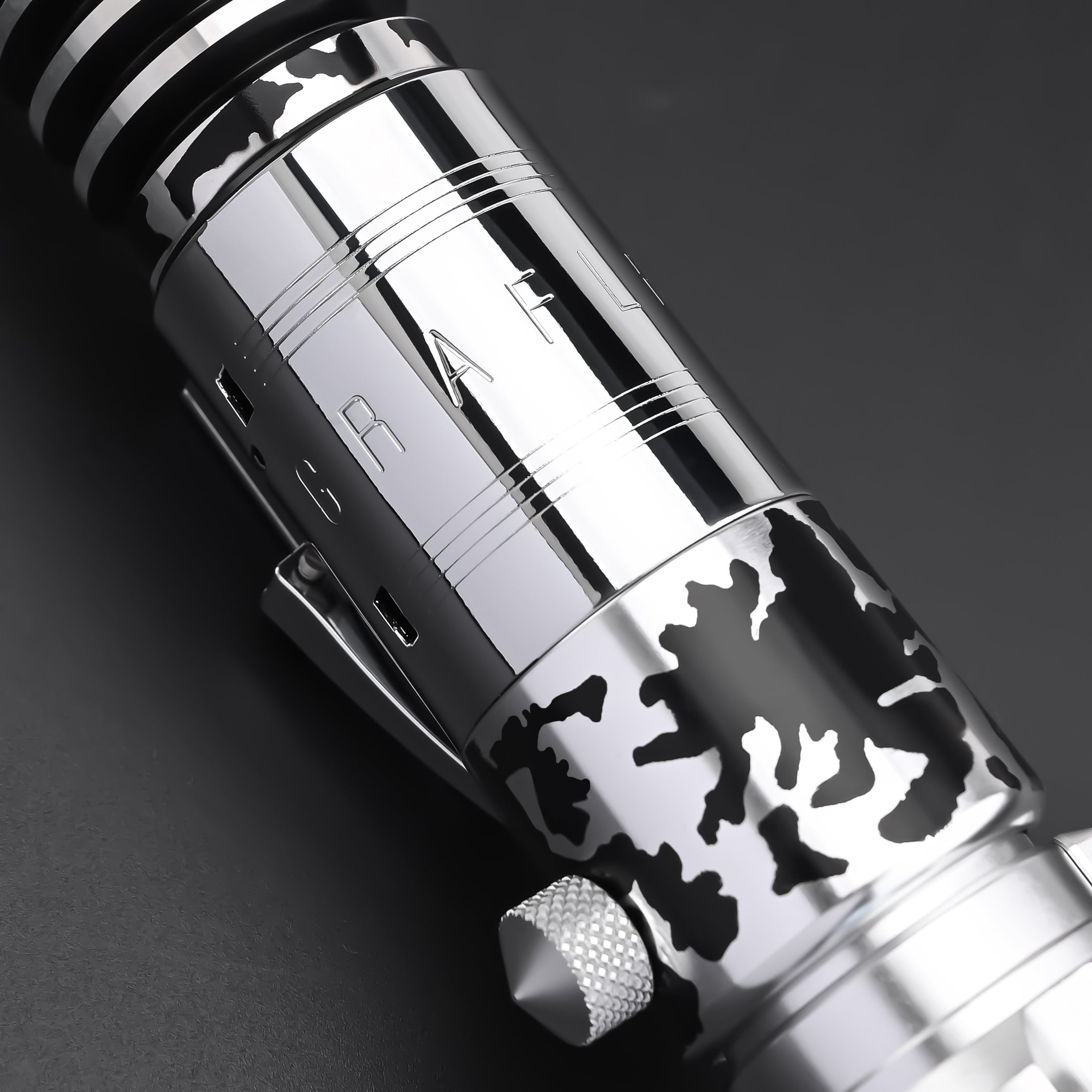 Luke Skywalker V2 weathered Lightsaber-13