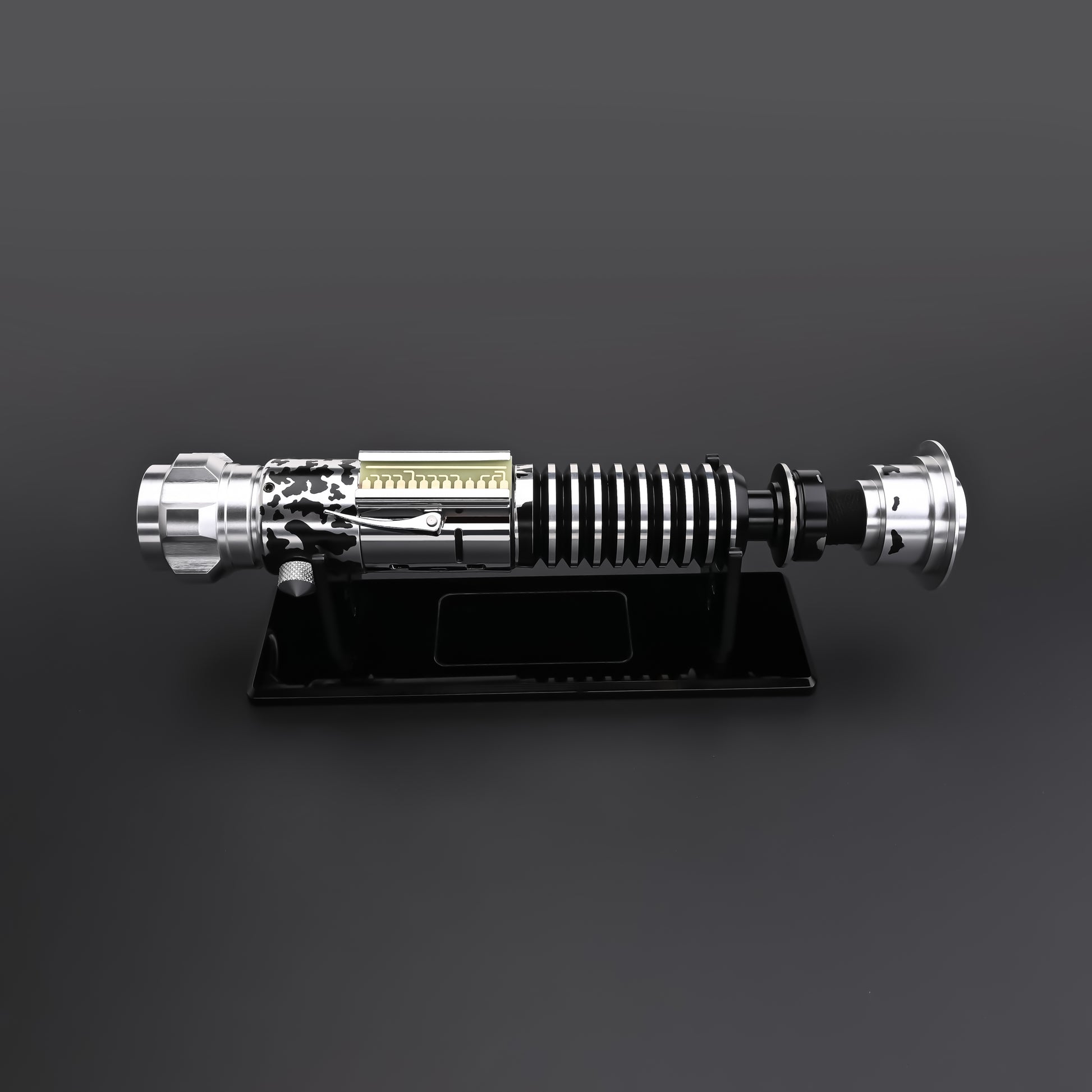Luke Skywalker V2 weathered Lightsaber-16