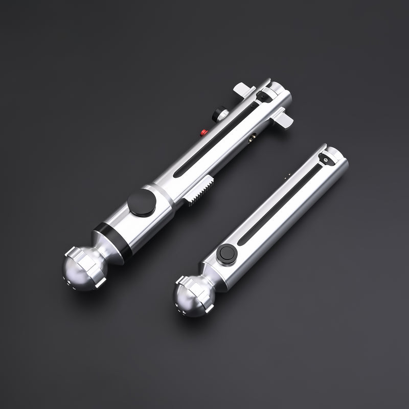 Clone Wars Ahsoka Tano Duelling Lightsabers-3