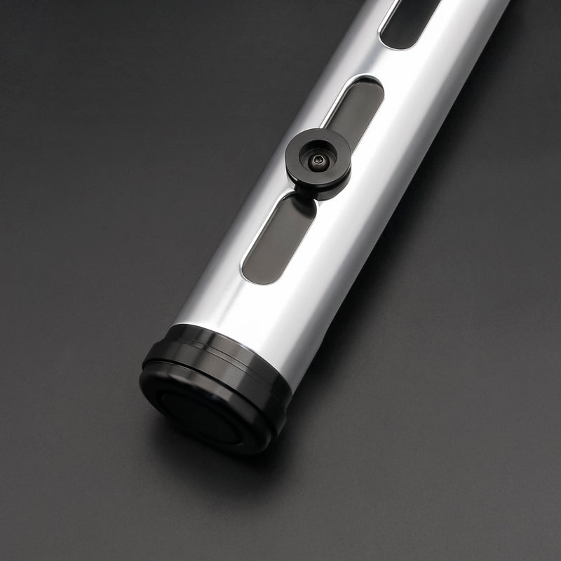 Qui-Gon Jinn Lightsaber-8