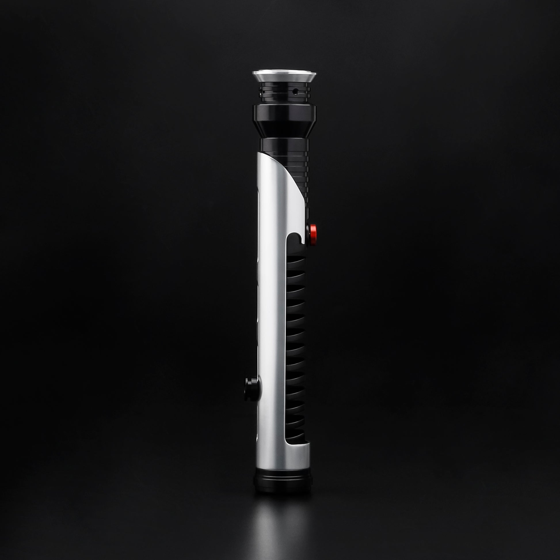 Qui-Gon Jinn Lightsaber-9