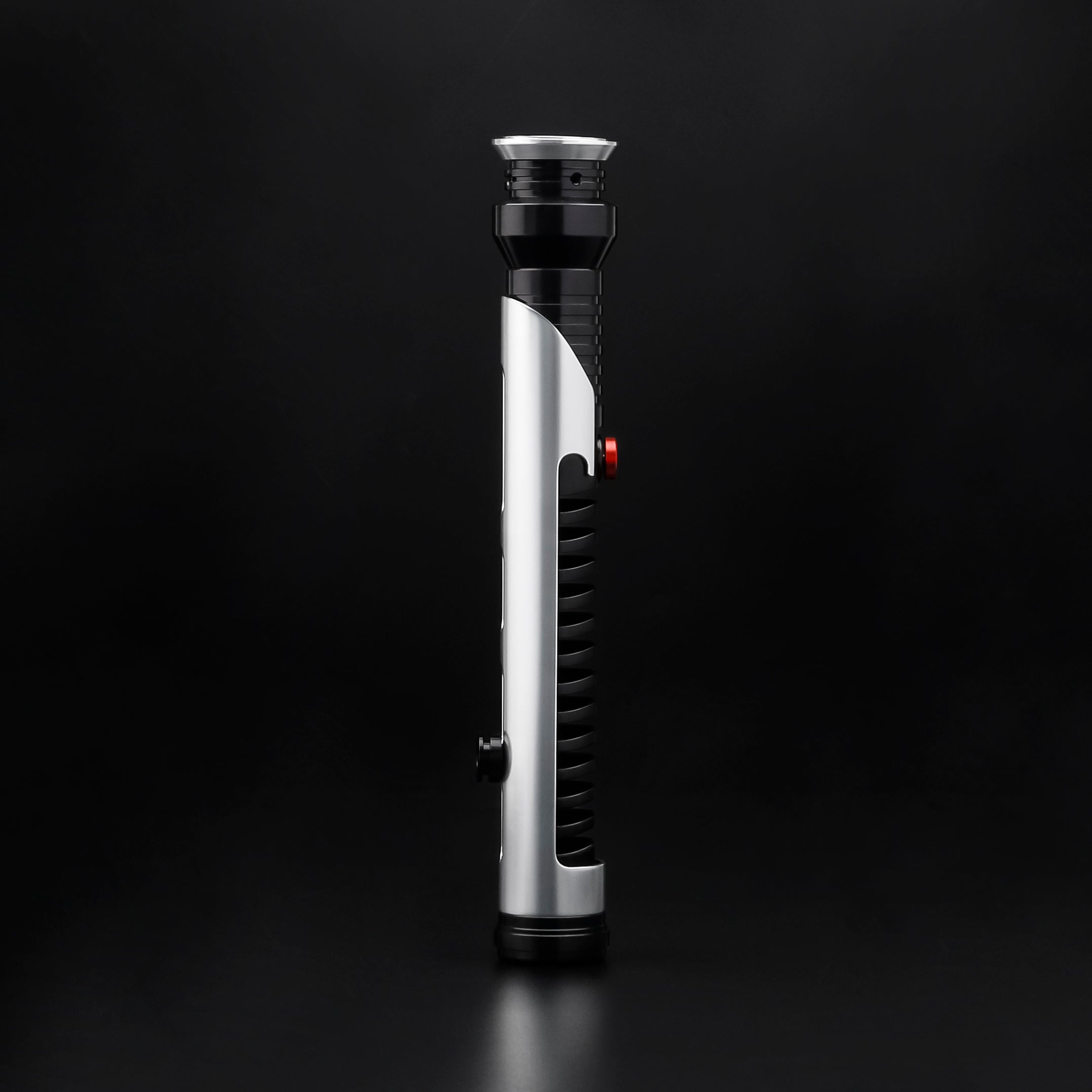 Qui-Gon Jinn Lightsaber-9