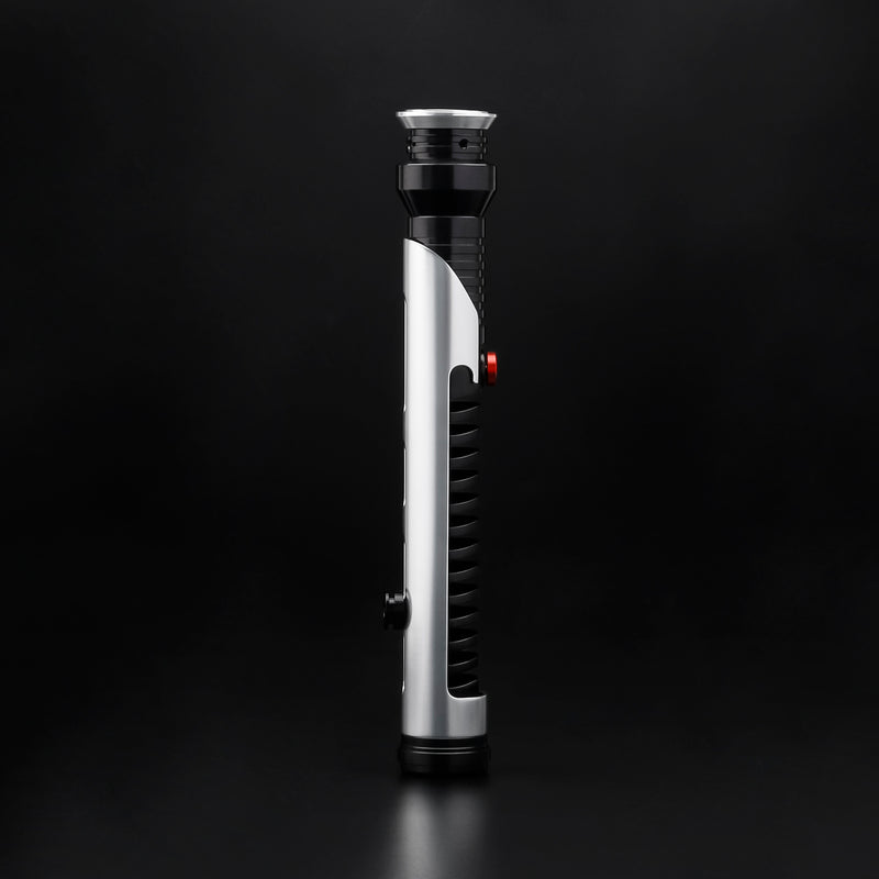 Qui-Gon Jinn Lightsaber-9