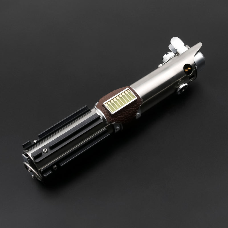 Rey Skywalker Graflex EP9 Lightsaber-5