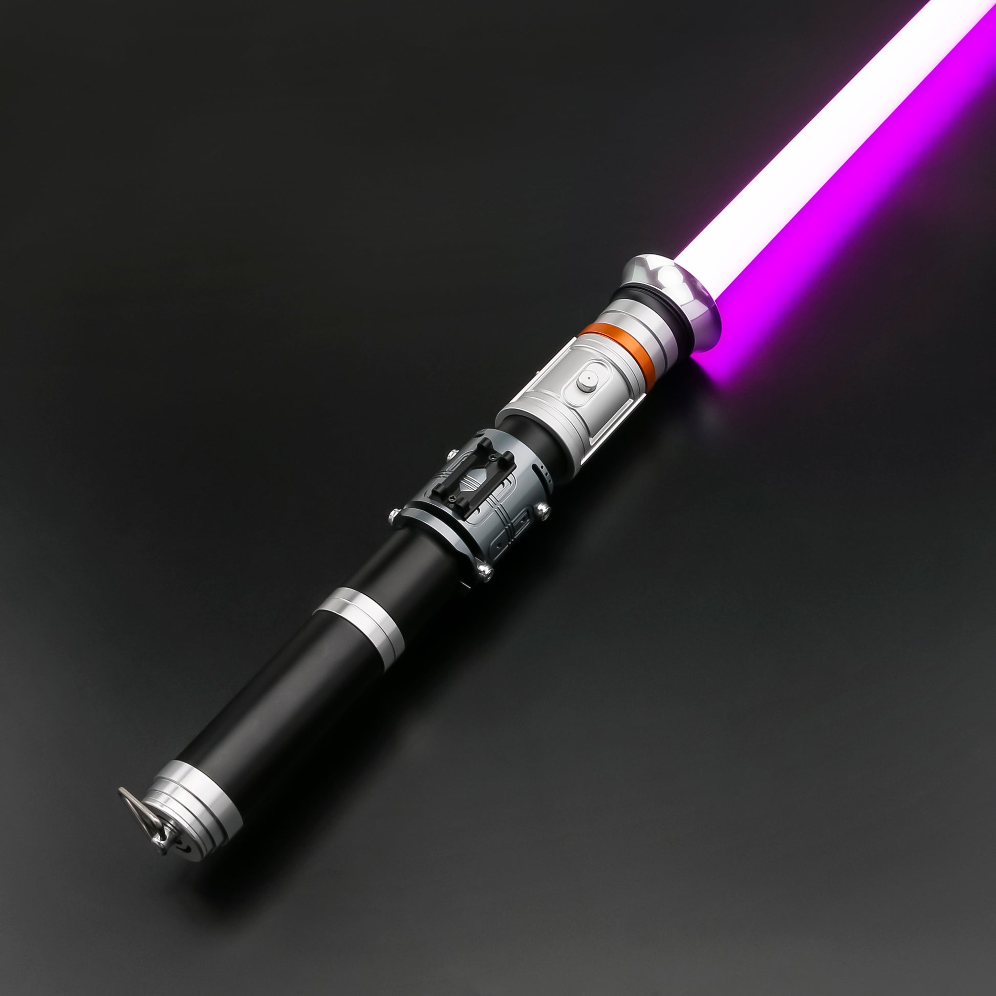 Cere Junda Lightsaber-3
