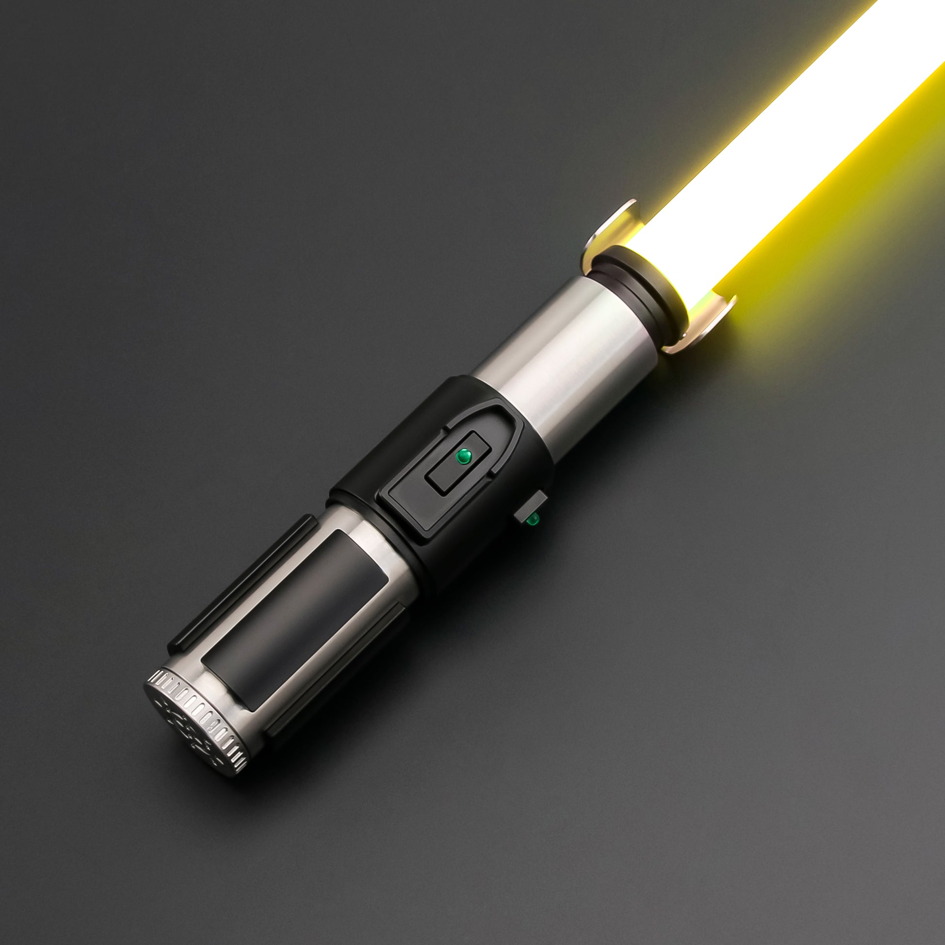 Master Yoda Lightsaber-2