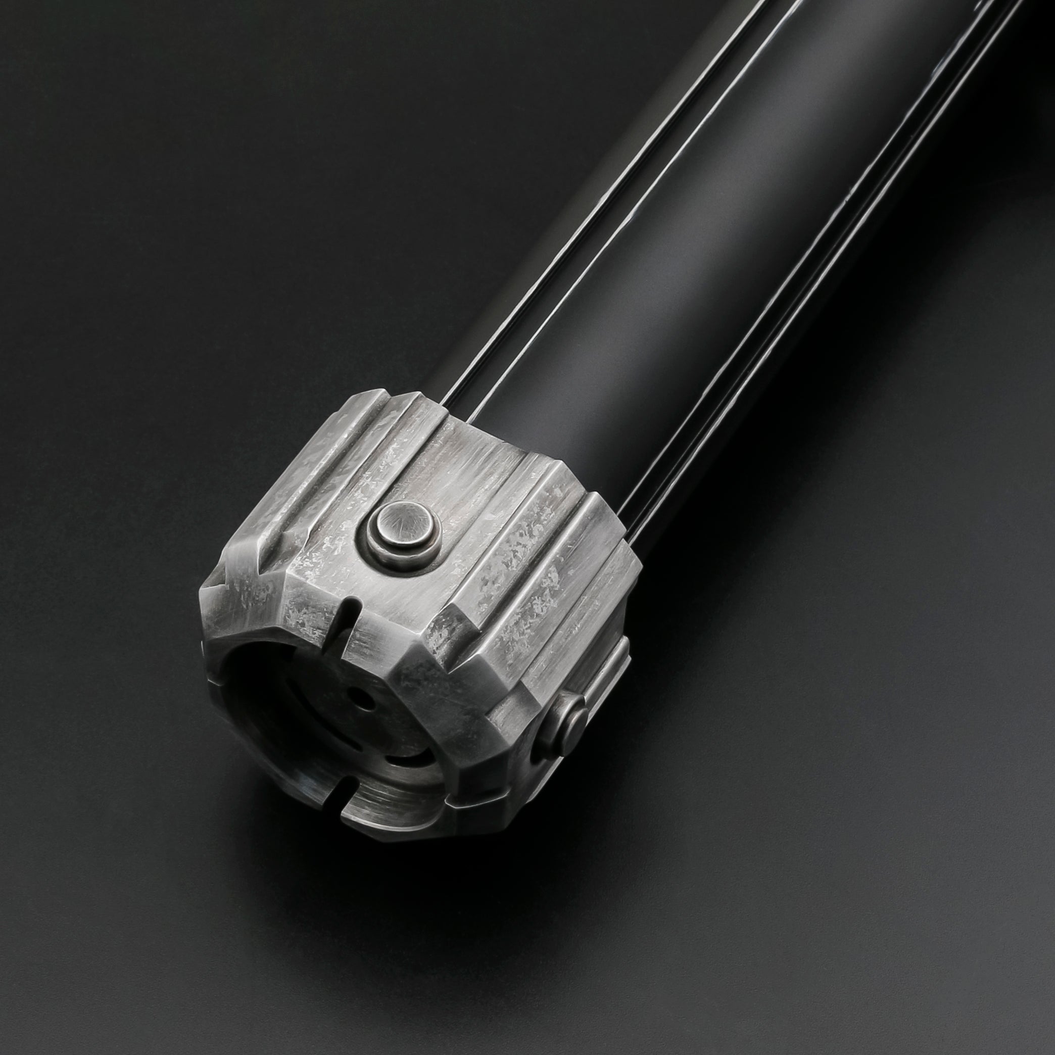 Darth Malgus Damaged Lightsaber-8