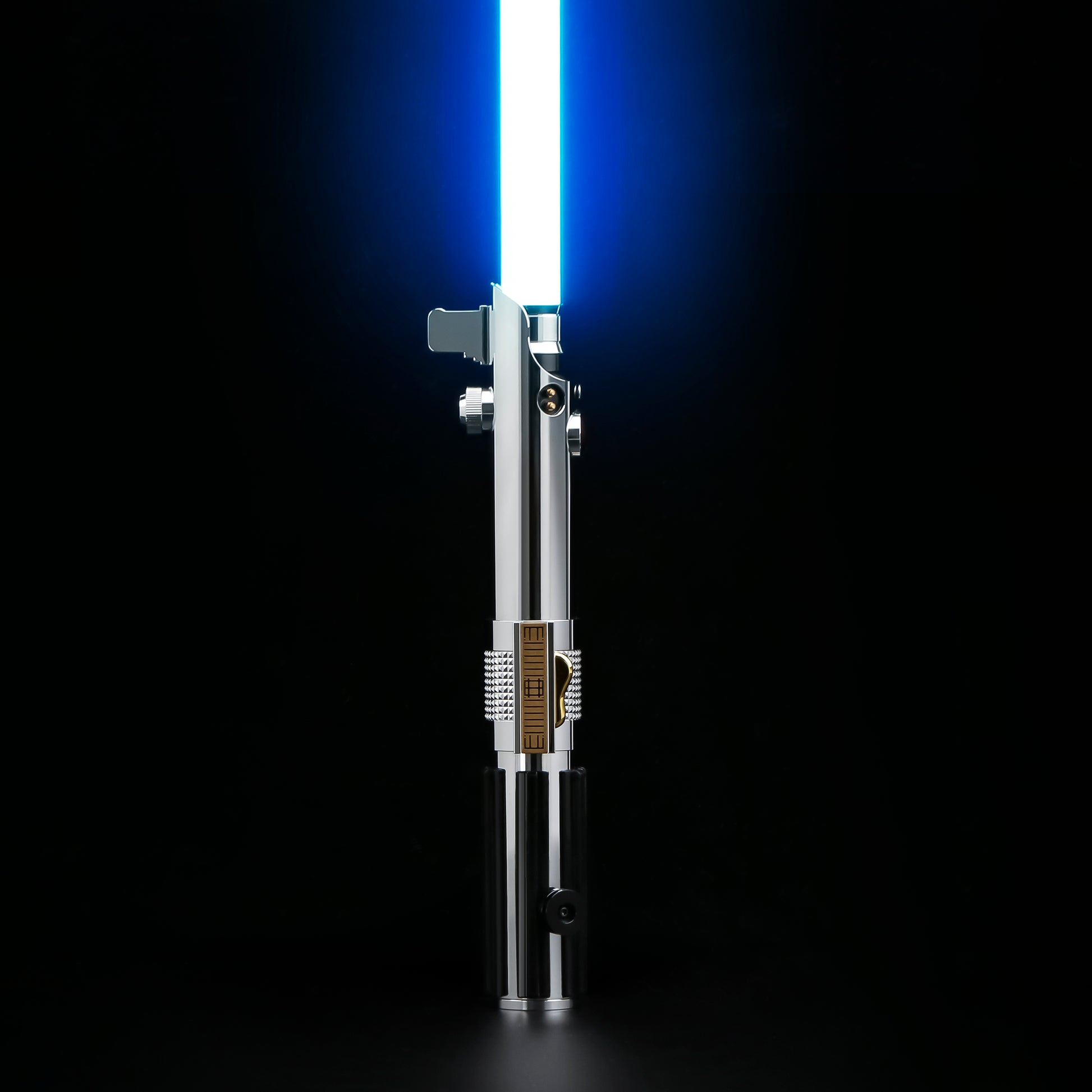 Anakin Skywalker EP3 Lightsaber-2