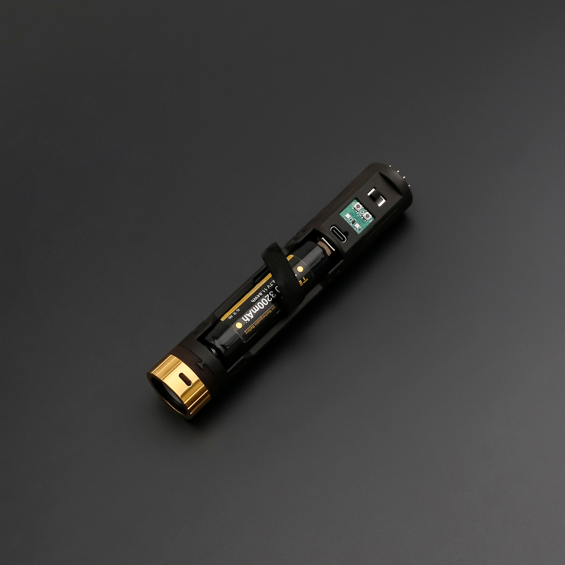 Anakin Skywalker EP3 Lightsaber-7