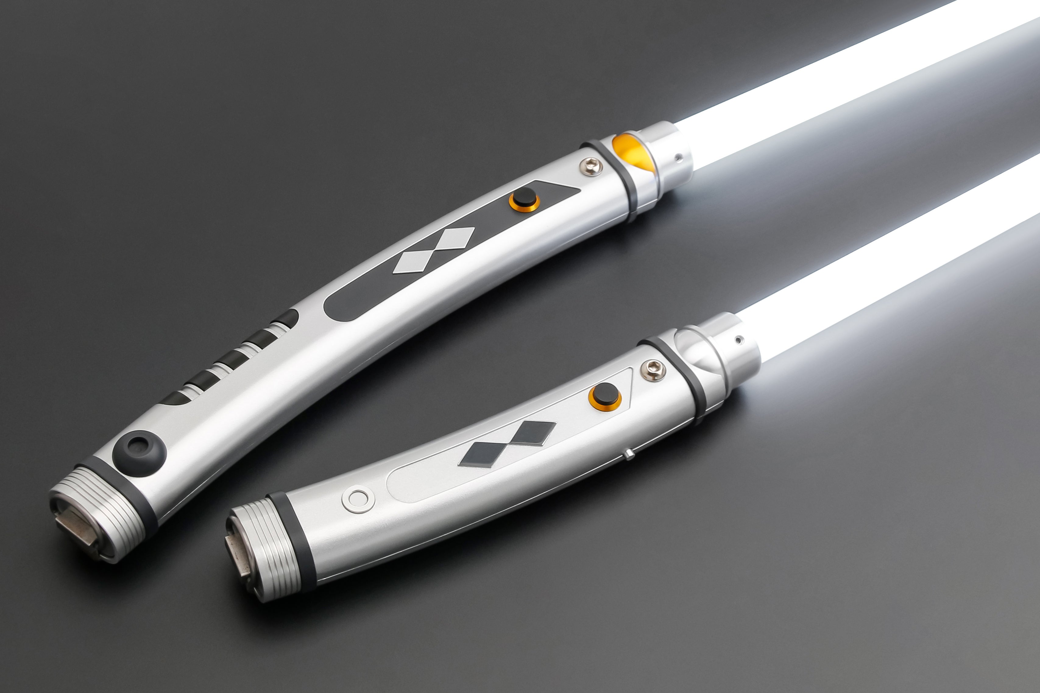 Ahsoka Tano Rebels Lightsabers-12