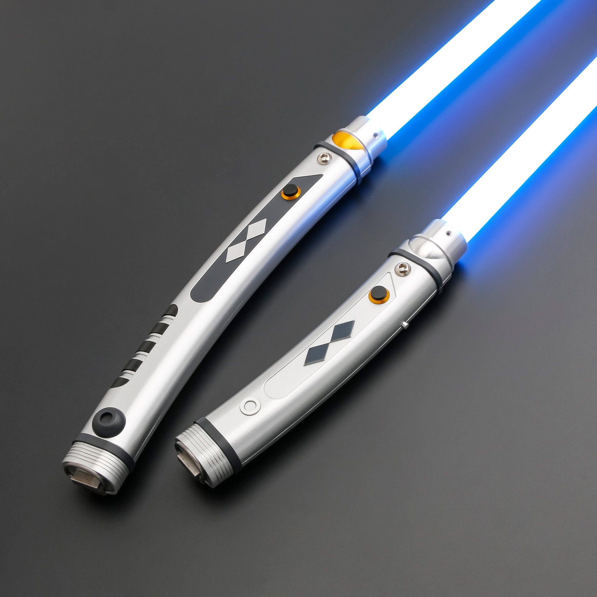 Ahsoka Tano Rebels Lightsabers-15