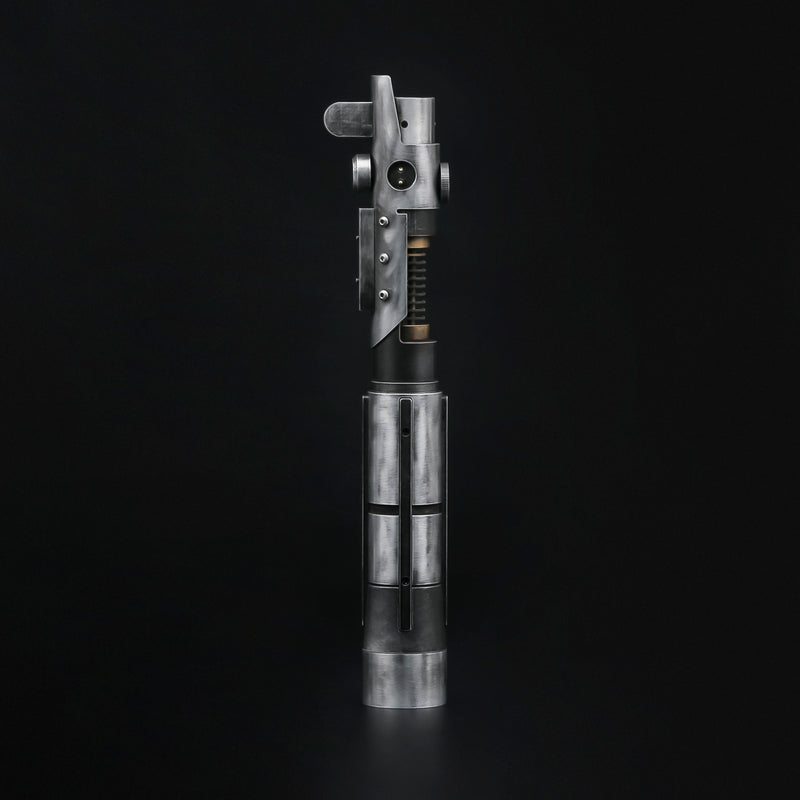 Starkiller EP1 weathered Lightsaber-14