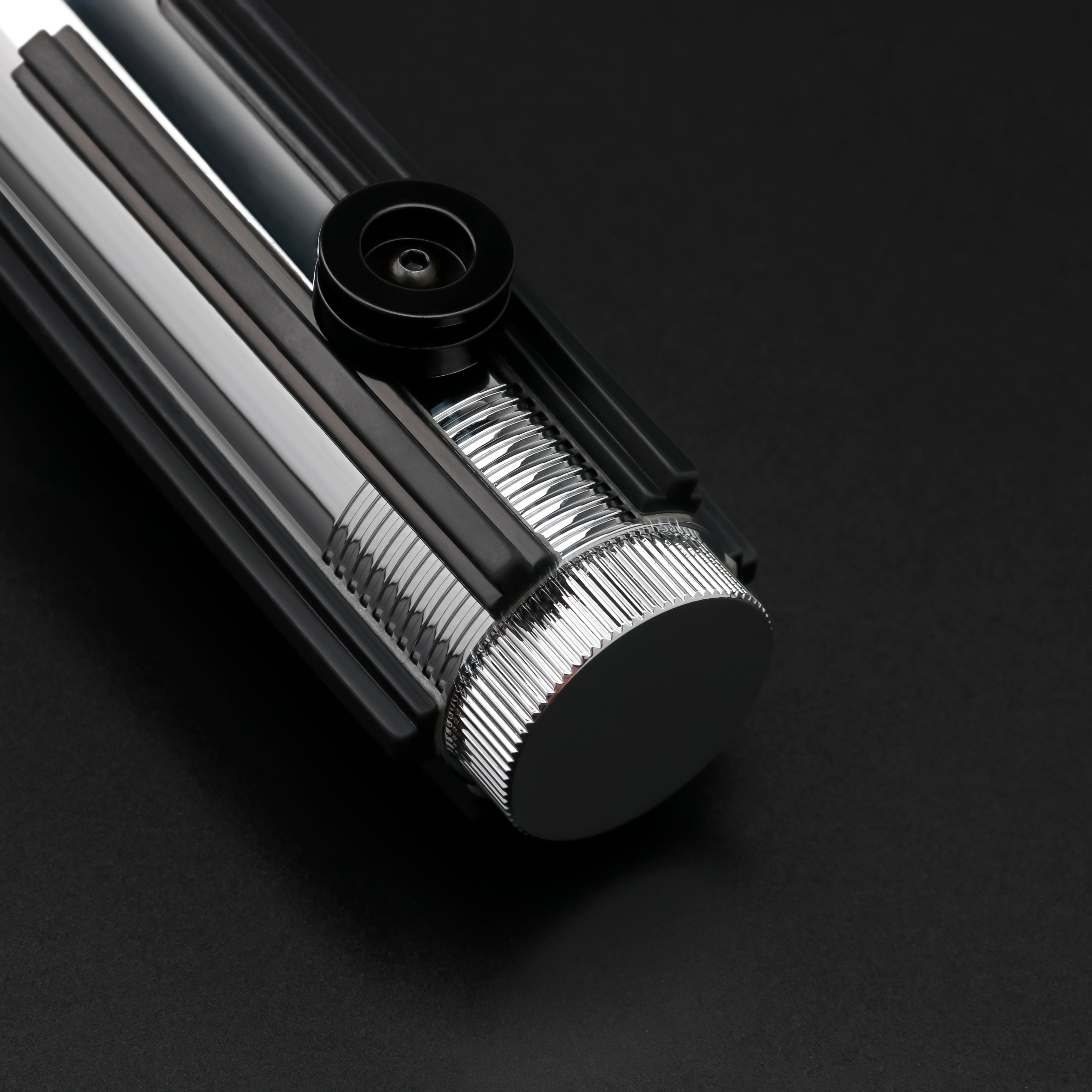 Anakin Skywalker EP2 Lightsaber-9