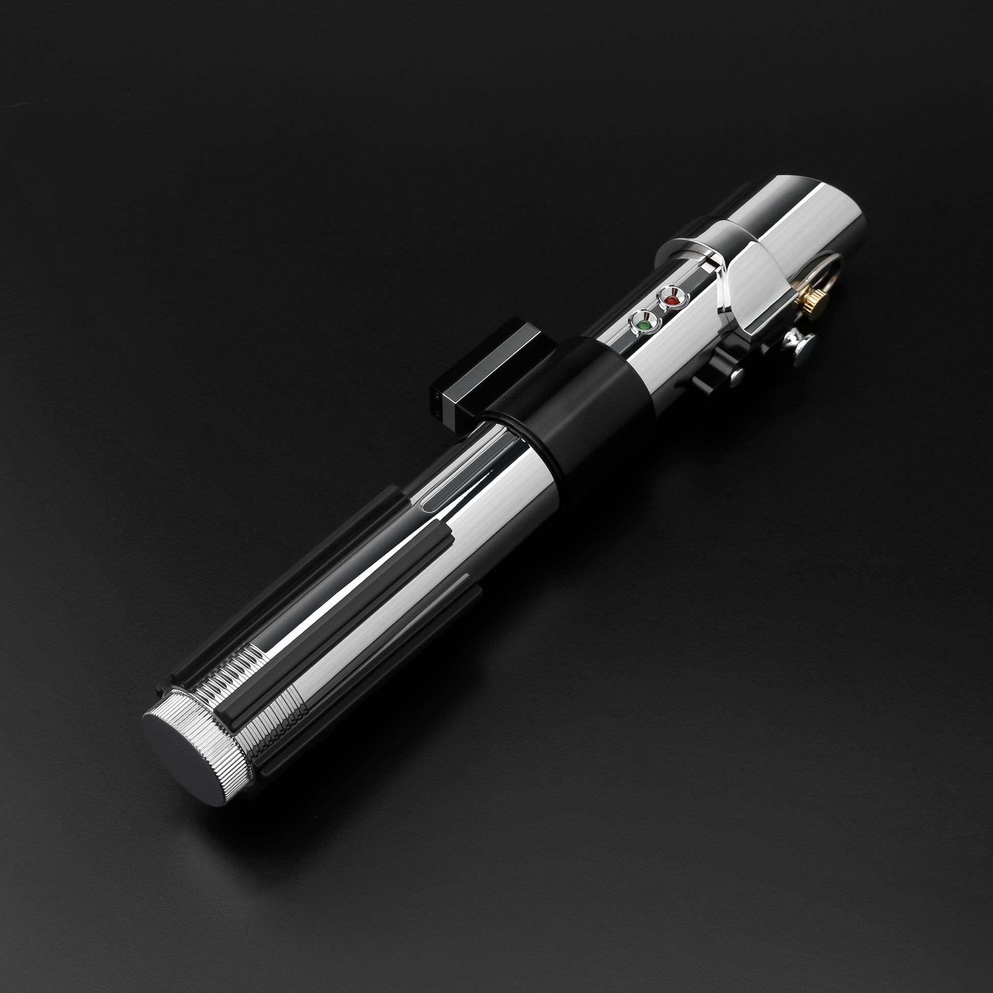 Anakin Skywalker EP2 Lightsaber-11