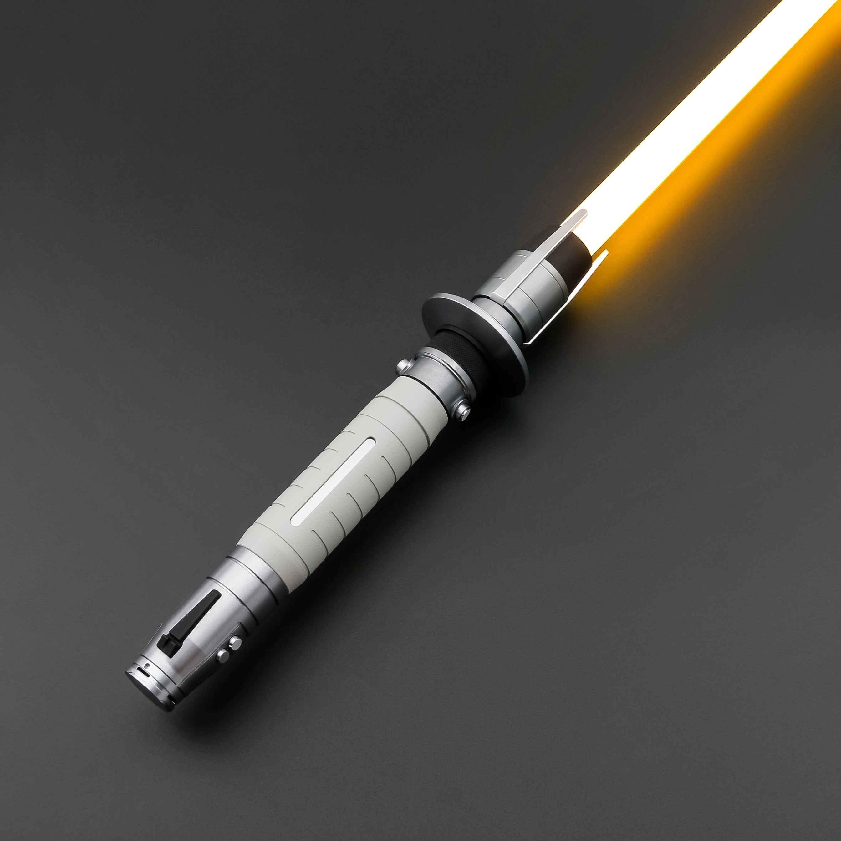Shin Hati Duelling Lightsaber