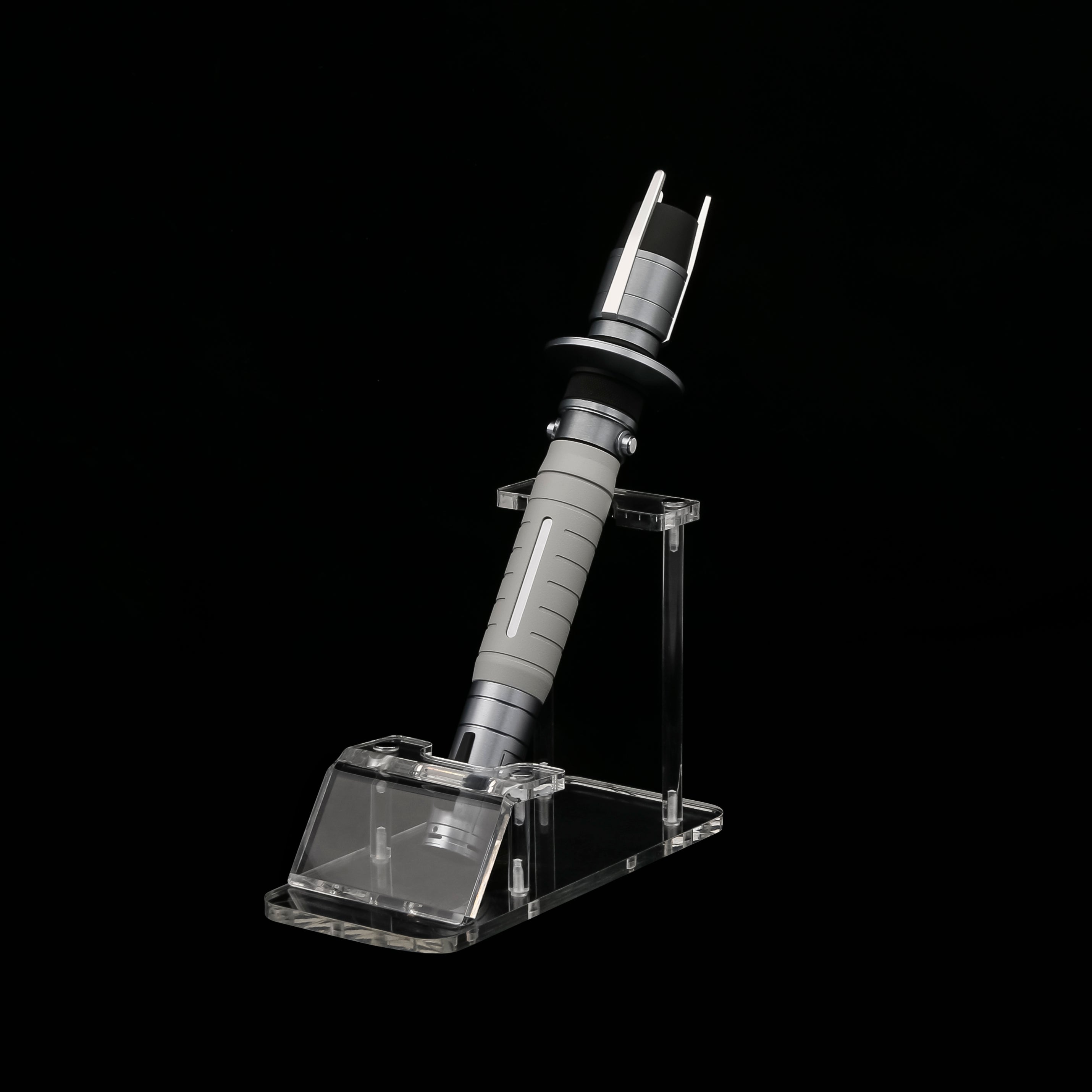 Shin Hati Duelling Lightsaber-18