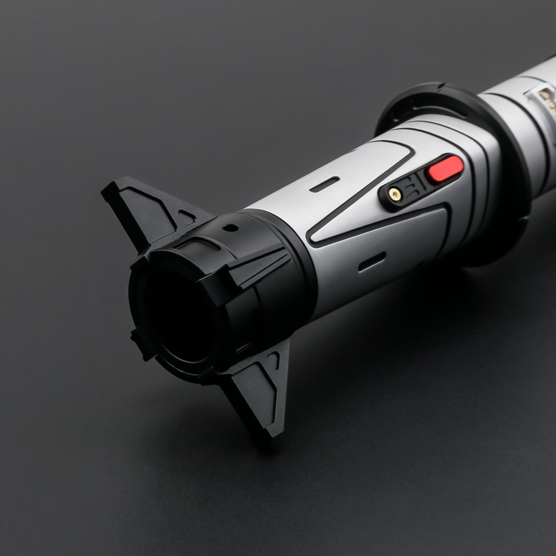 Baylan Skoll Duelling Lightsaber-7