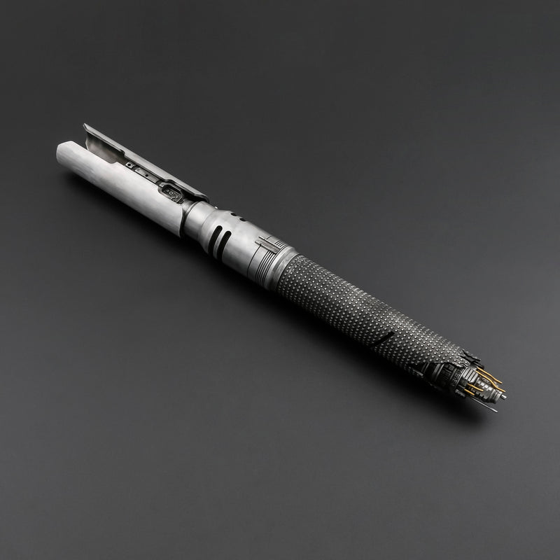 Weathered Cal Kestis EP3 Lightsaber-4