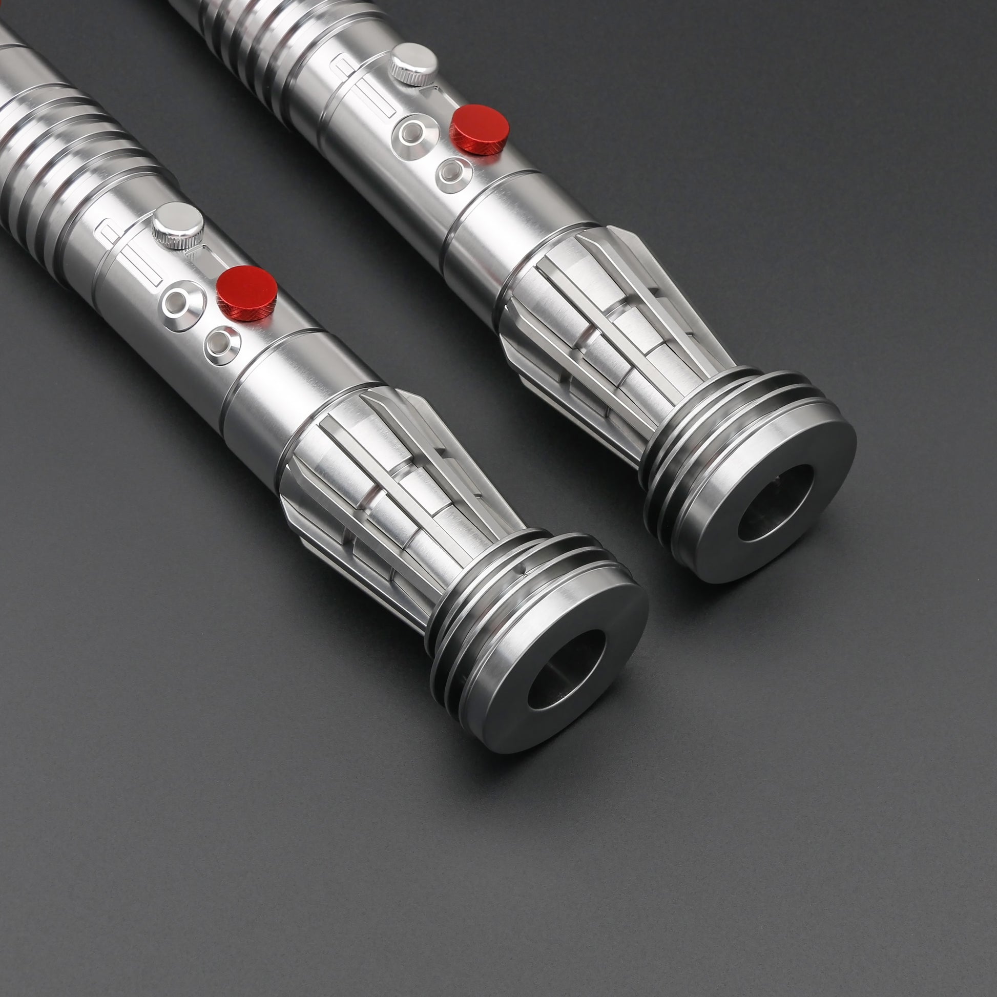 Darth Maul Double-Bladed Duelling Lightsaber-9