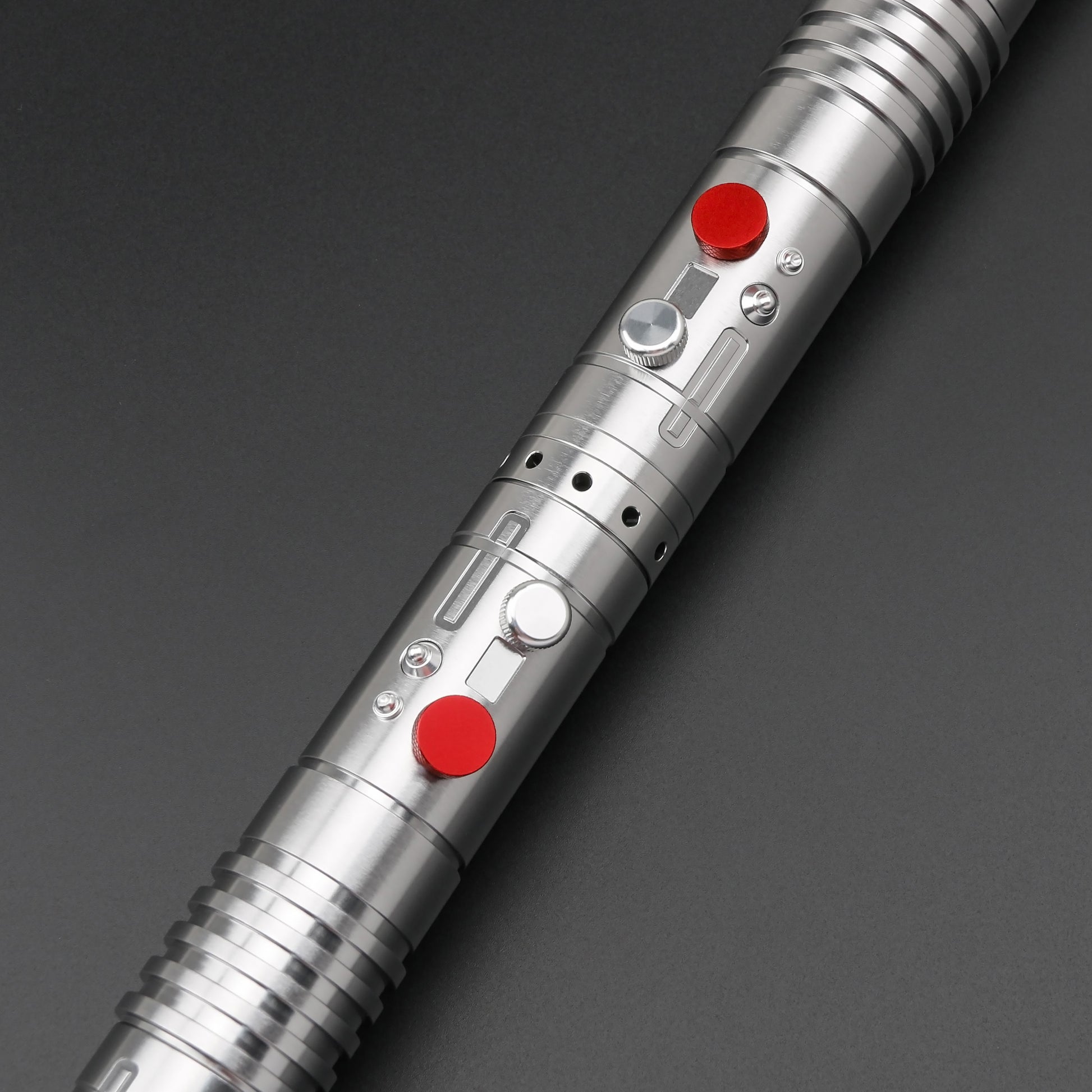 Darth Maul Double-Bladed Duelling Lightsaber-11