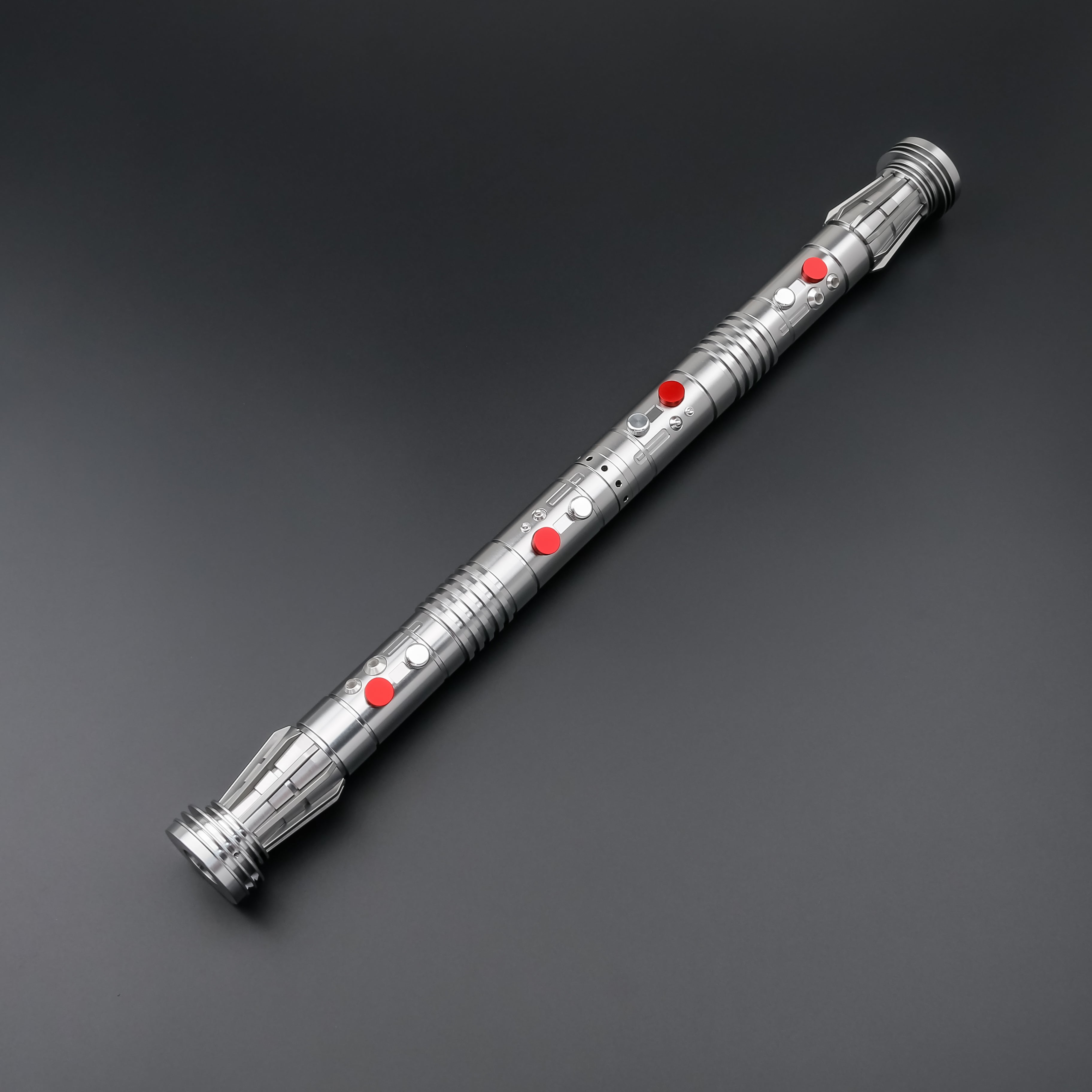 Darth Maul Double-Bladed Duelling Lightsaber-12