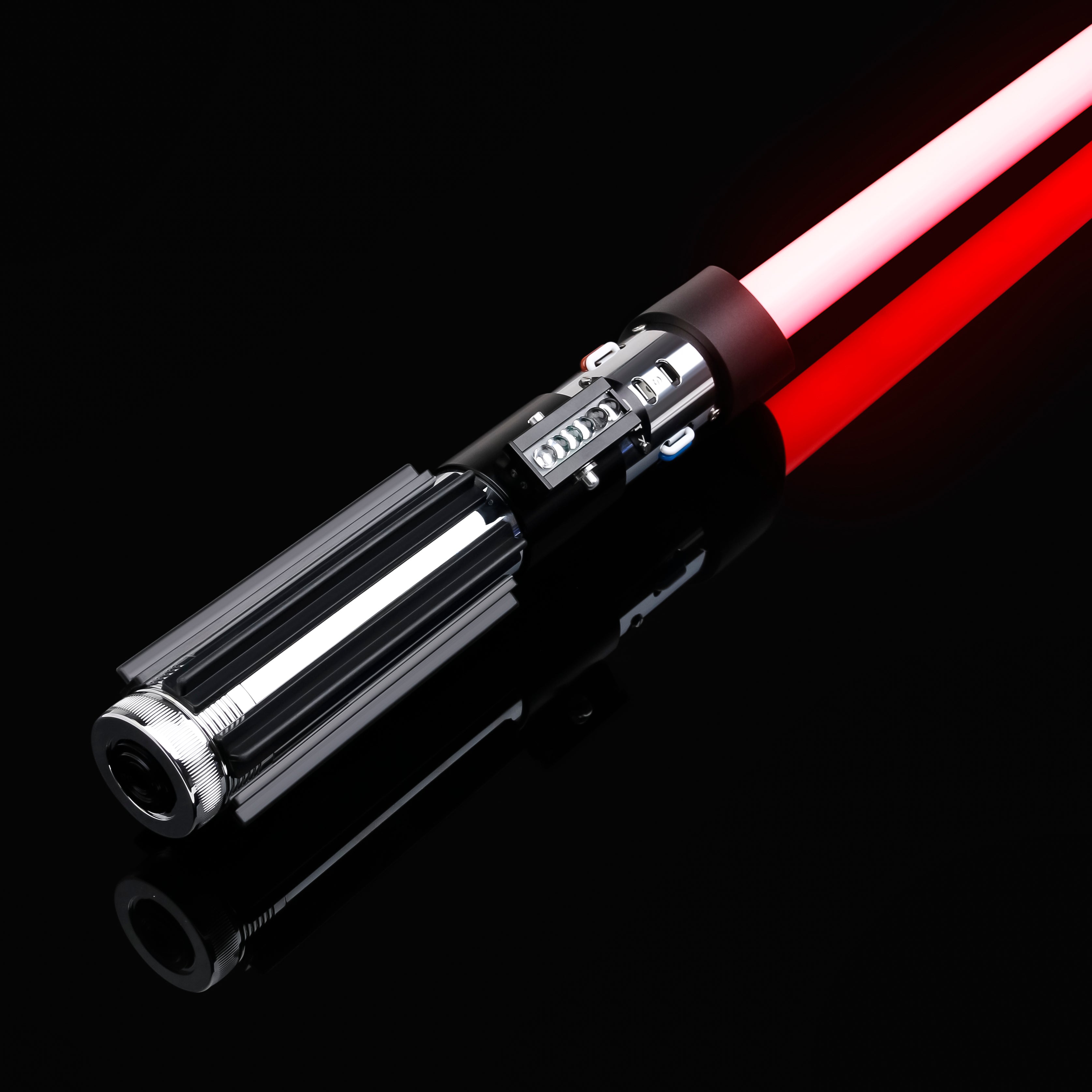 Darth Vader EP5 Duelling Lightsaber – saber style