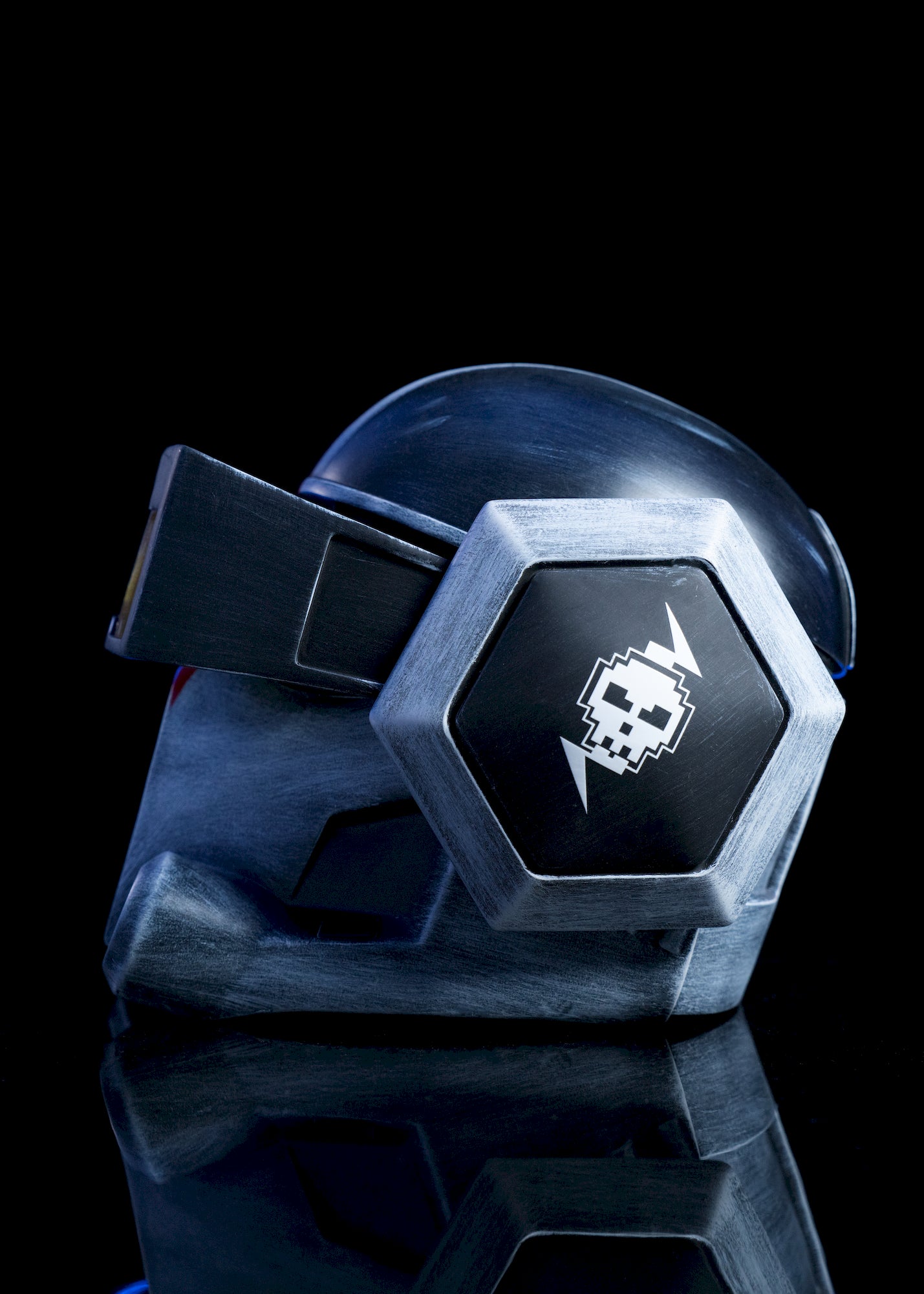 star wars helmets / helmets in star wars /helmets from star wars / starwars helmets / Tech Bad Batch Season 2 Helmet from Star Wars Series / The Bad Batch Clone Force 99 Tech Cosplay Helmet
