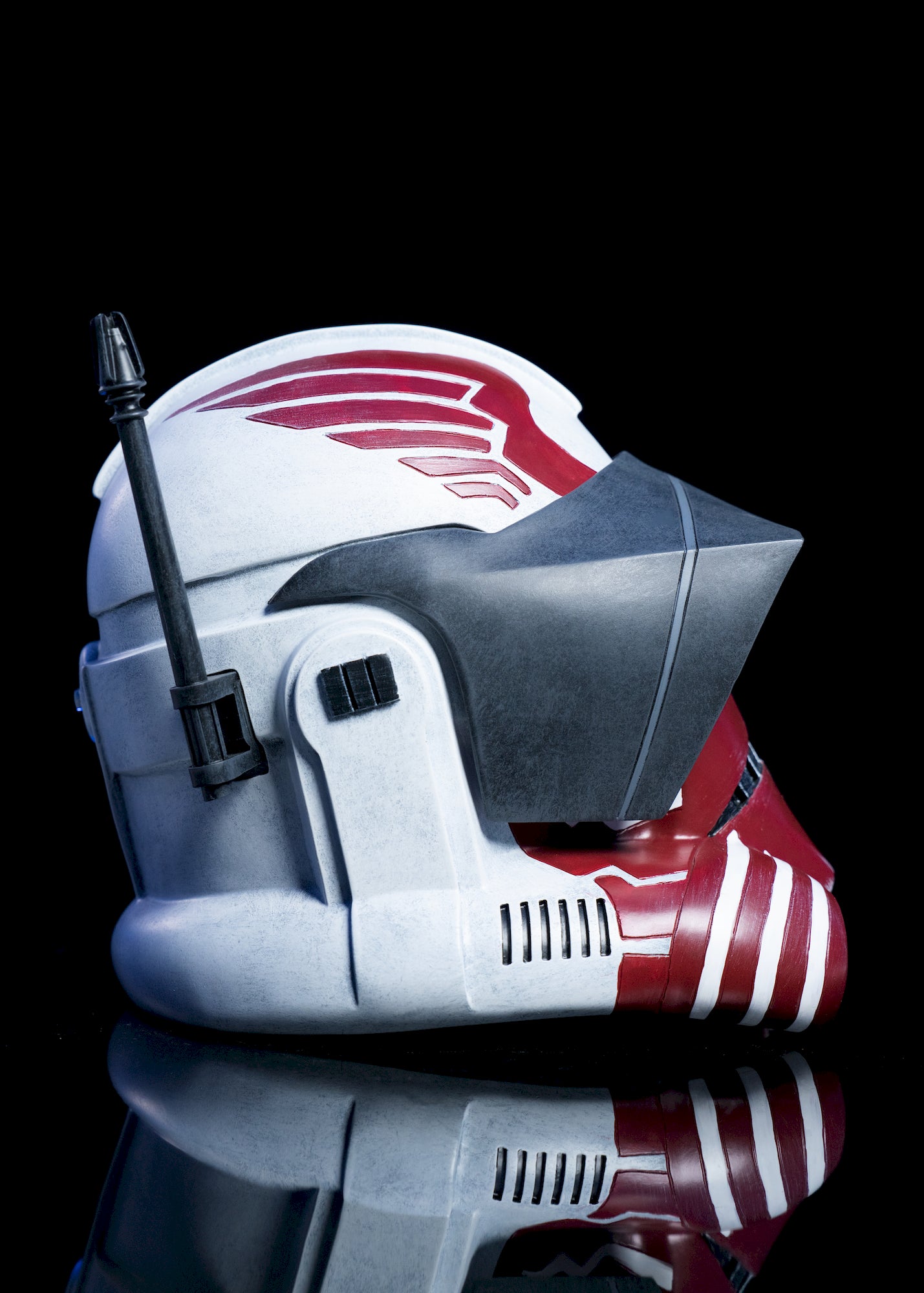  star wars helmets / helmets in star wars /helmets from star wars / starwars helmets / clone trooper helmet / clone helmet / star wars clone helmet / Clone Commander Thorn Helmet