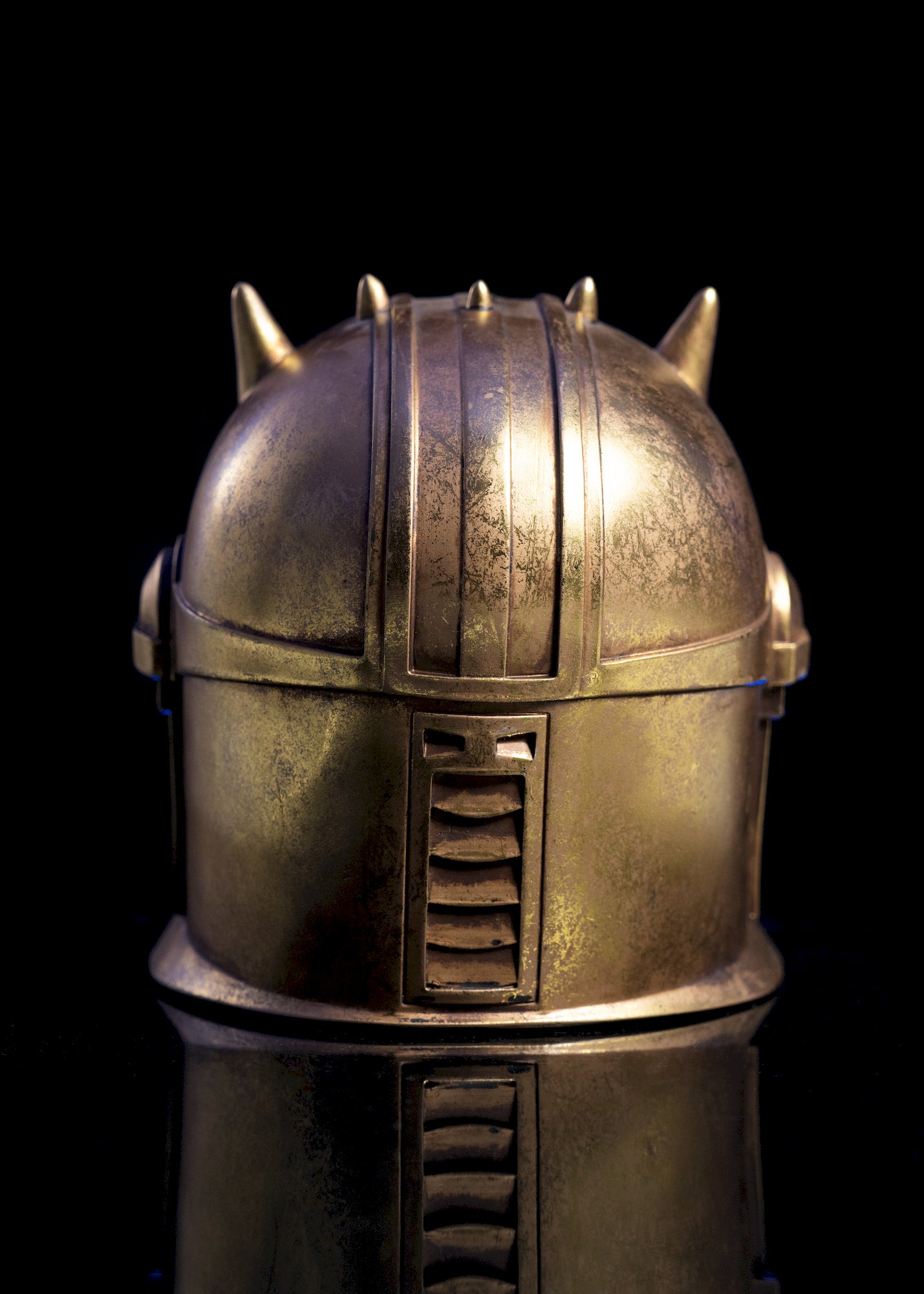 star wars helmets / helmets in star wars /helmets from star wars / starwars helmets / mandalorian helmet / mando helmet / helmet mandalorian / mandalorian cosplay / the mandalorian helmet / star wars mandalorian helmet / The Armorer Helmet